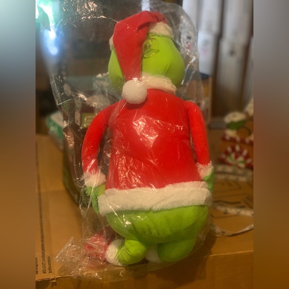 21in Plush Grinch With Suction Cup - Picture 3 of 4